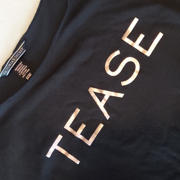 2017 VS TEASE Black & Rose Gold Graphic Longsleeve Sleep Lounge NWOT - Picture 3 of 5
